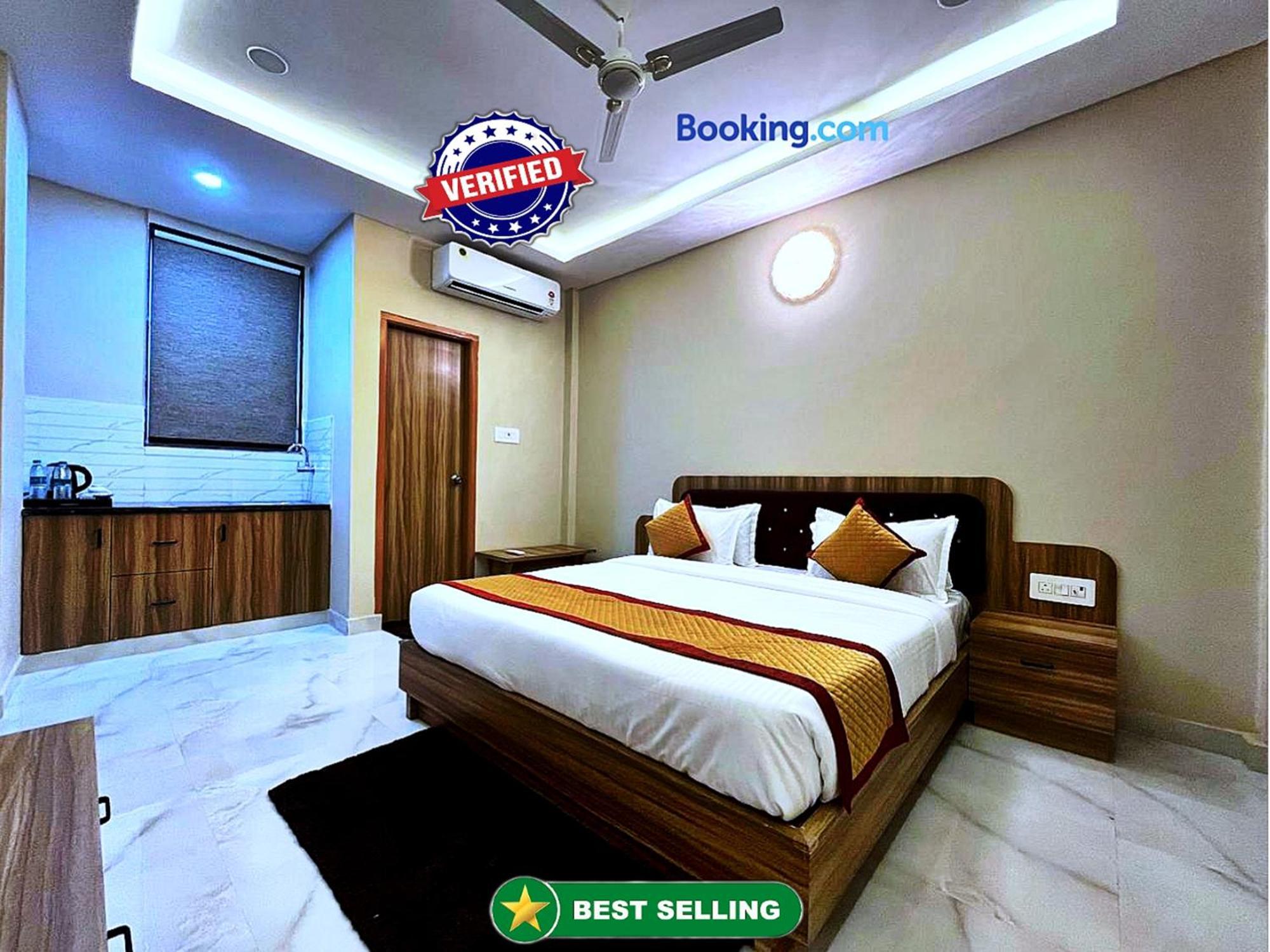 Hotel Vrinda Niddhivan ! Fully Ac, Prem Mandir At Walking Distance ! Just Near The Iskcon Temple Vrindavan Bagian luar foto